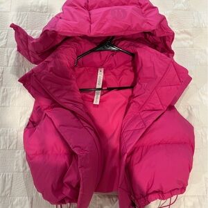NWT Lululemon Cropped Puffer Vest Pink